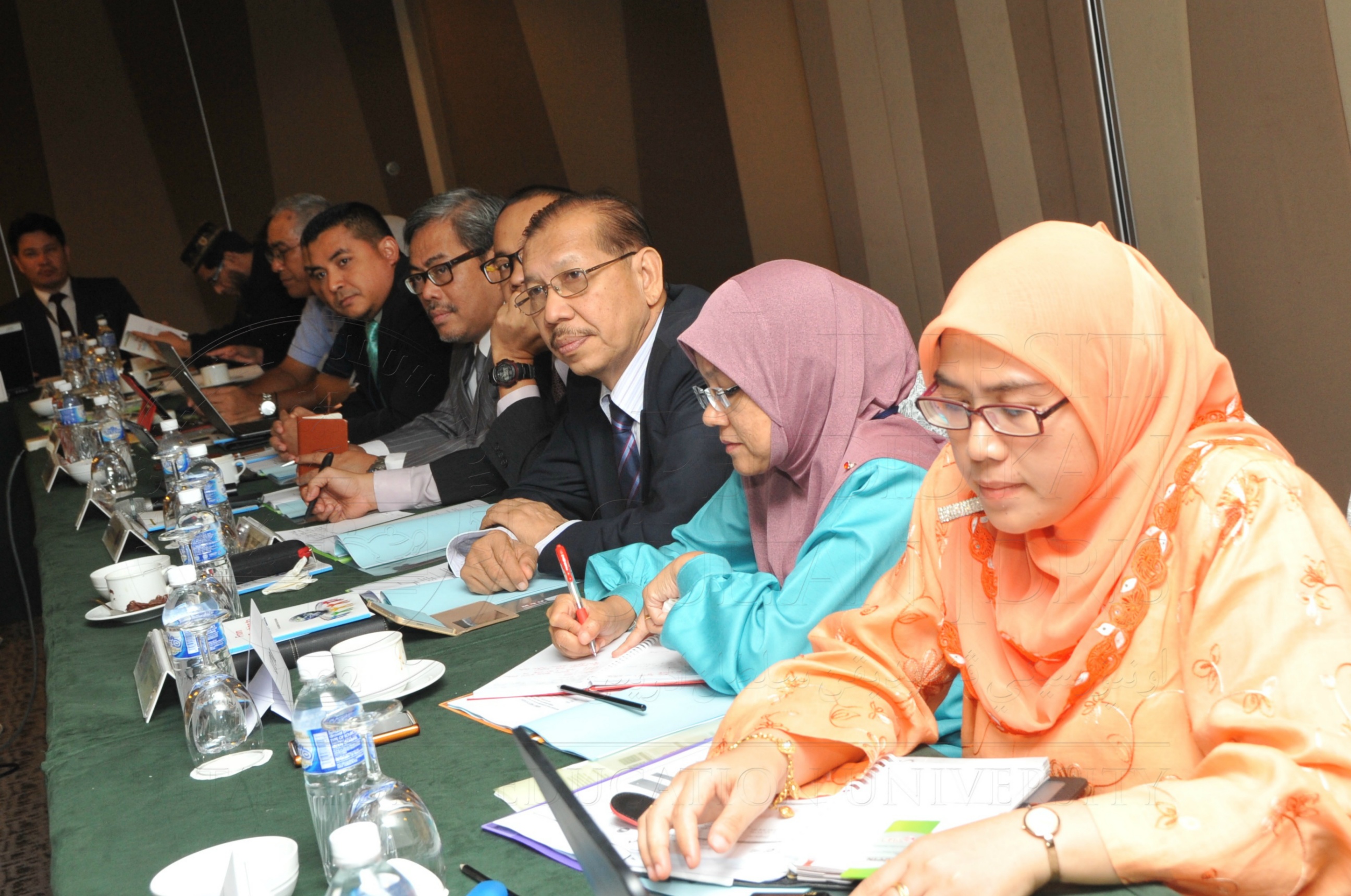 PRO15 160 MEGNATIC HAS 9806